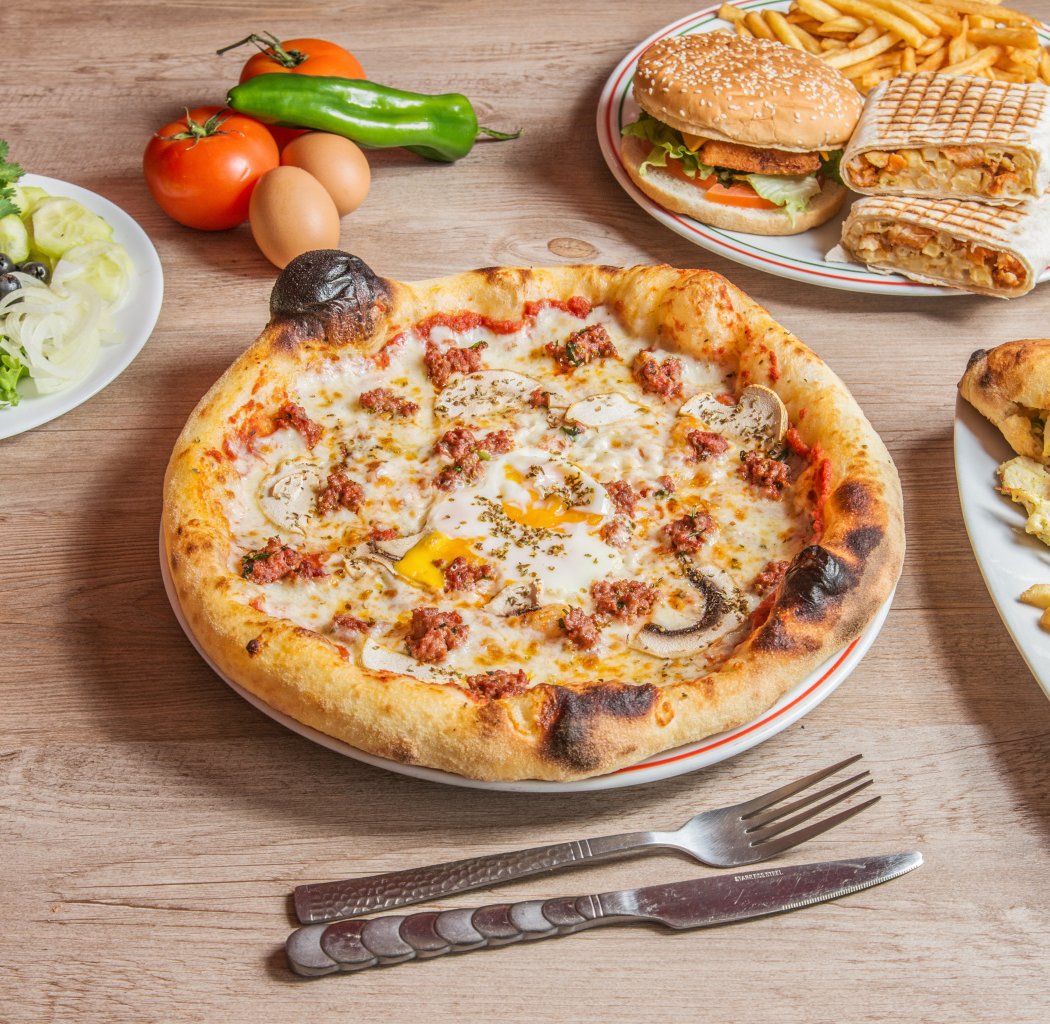 CAPRI PIZZA 1